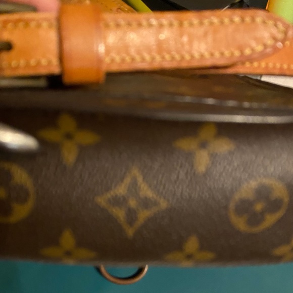 LOUIS VUITTON MUSETTE - Picture 12 of 15